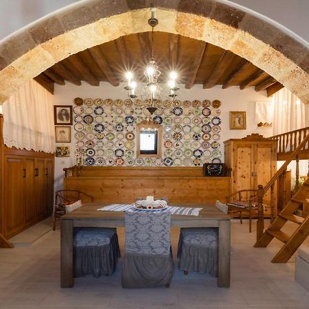 Апартаменти "Finio" Traditional House Арханґелос Екстер'єр фото