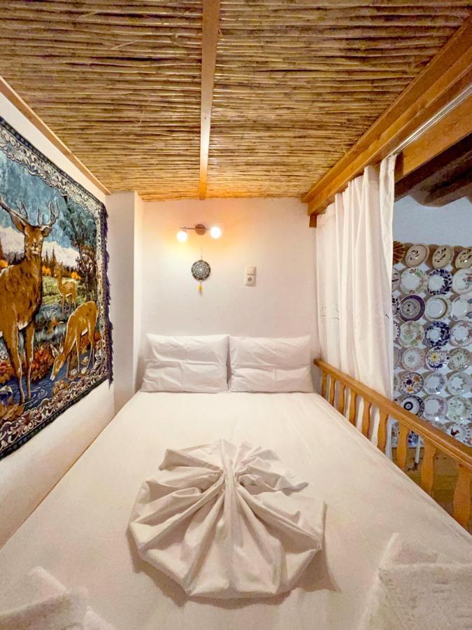 Апартаменти "Finio" Traditional House Арханґелос Екстер'єр фото