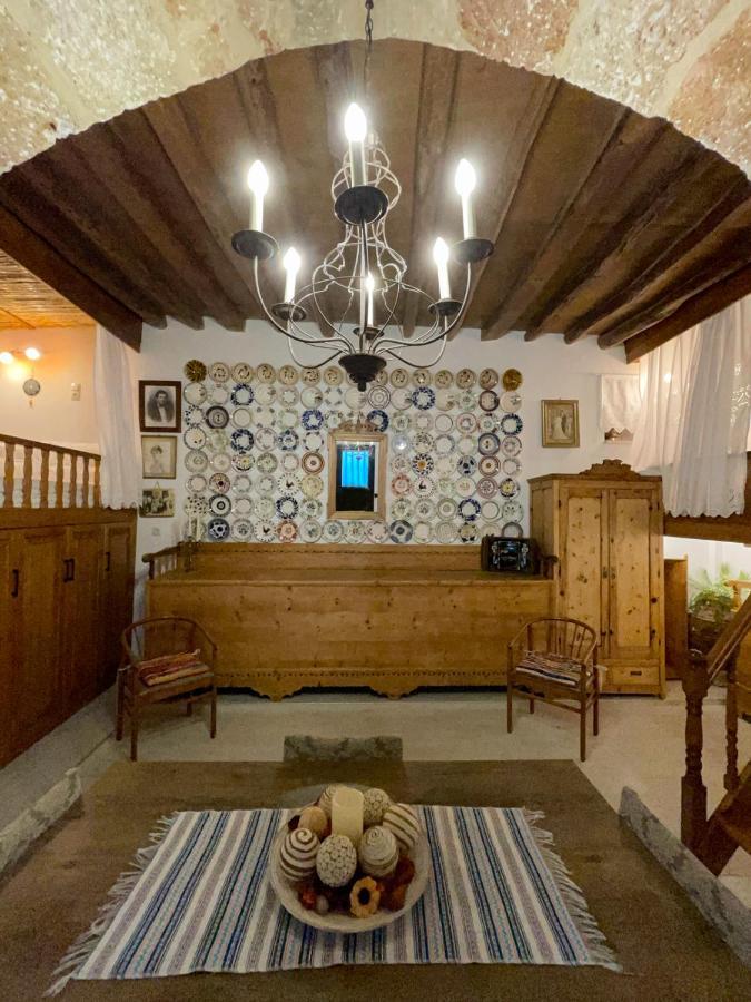 Апартаменти "Finio" Traditional House Арханґелос Екстер'єр фото